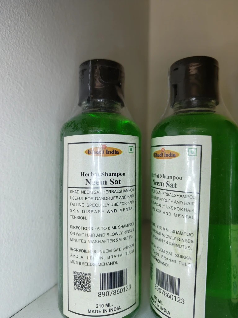 Khadi India Herbal Shampoo Neem Sat - 210 mL