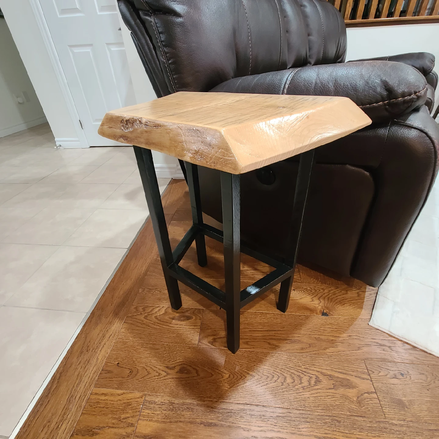 Handcrafted Live Edge Wood Bench/Side Tables - photo 5