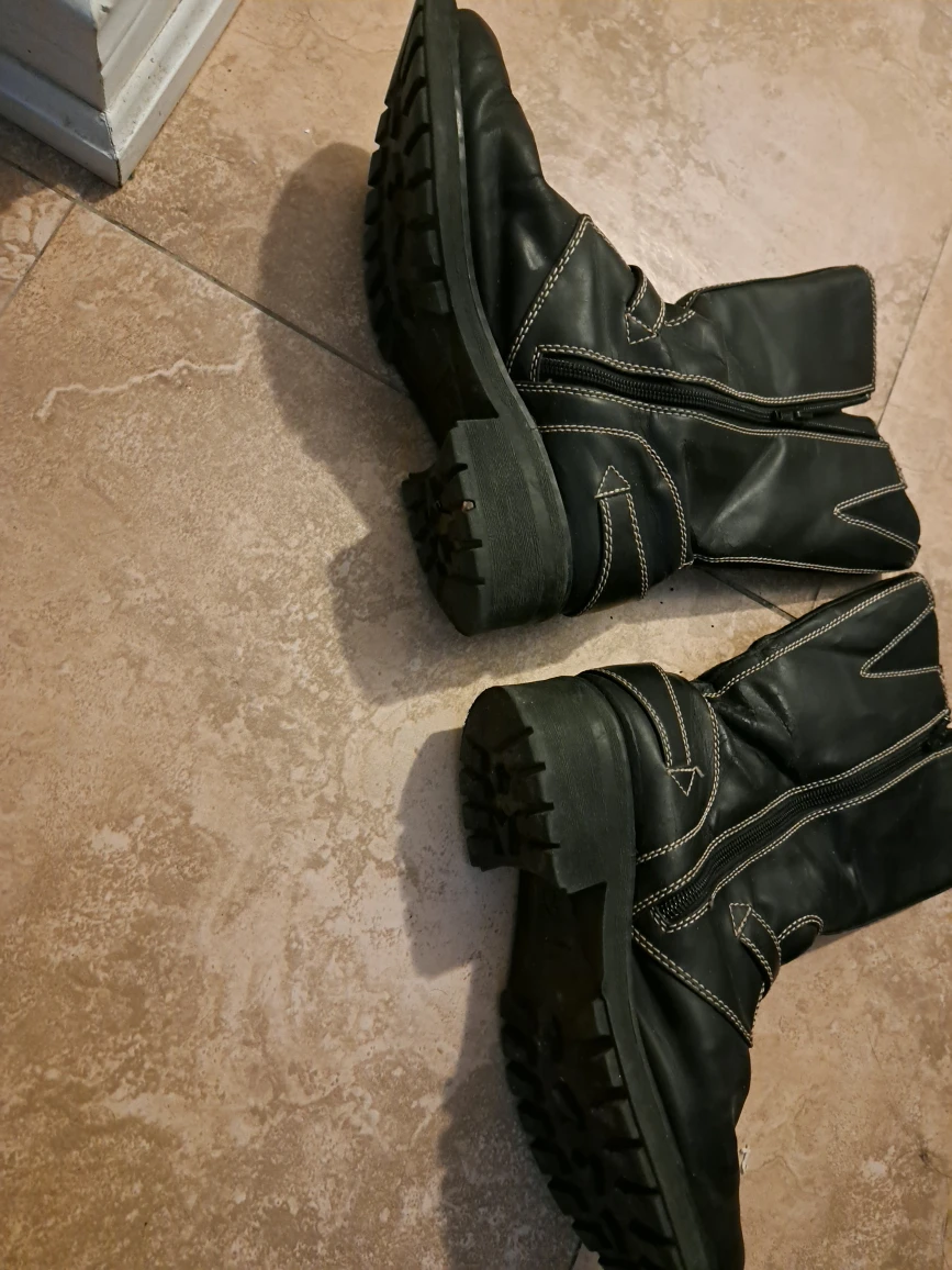 Lower East Side Black Boots - Size 7.5 - photo 3