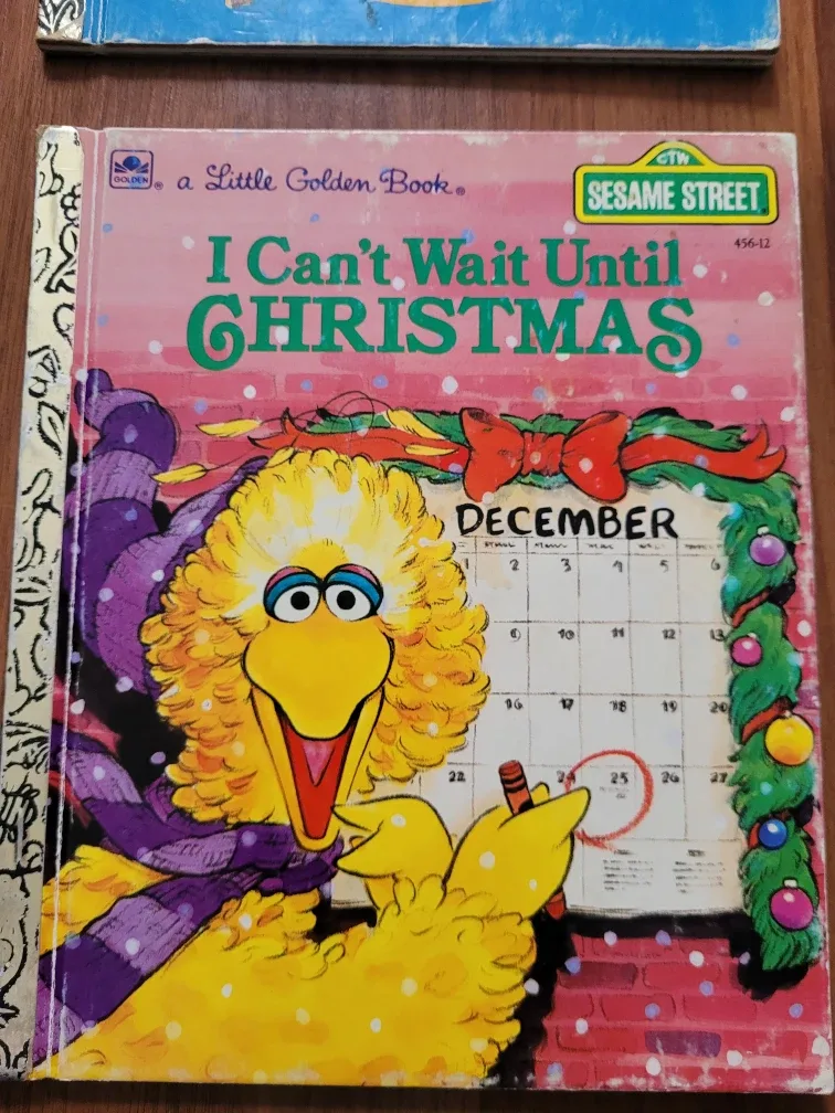 Little Golden Books - Christmas Theme image indicator(4)