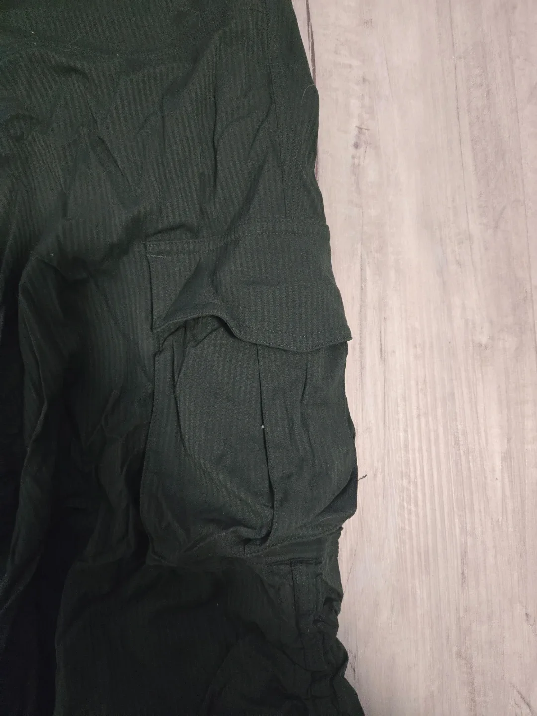 Lululemon Olive Green Cargo Pants - Size XS image indicator(2)