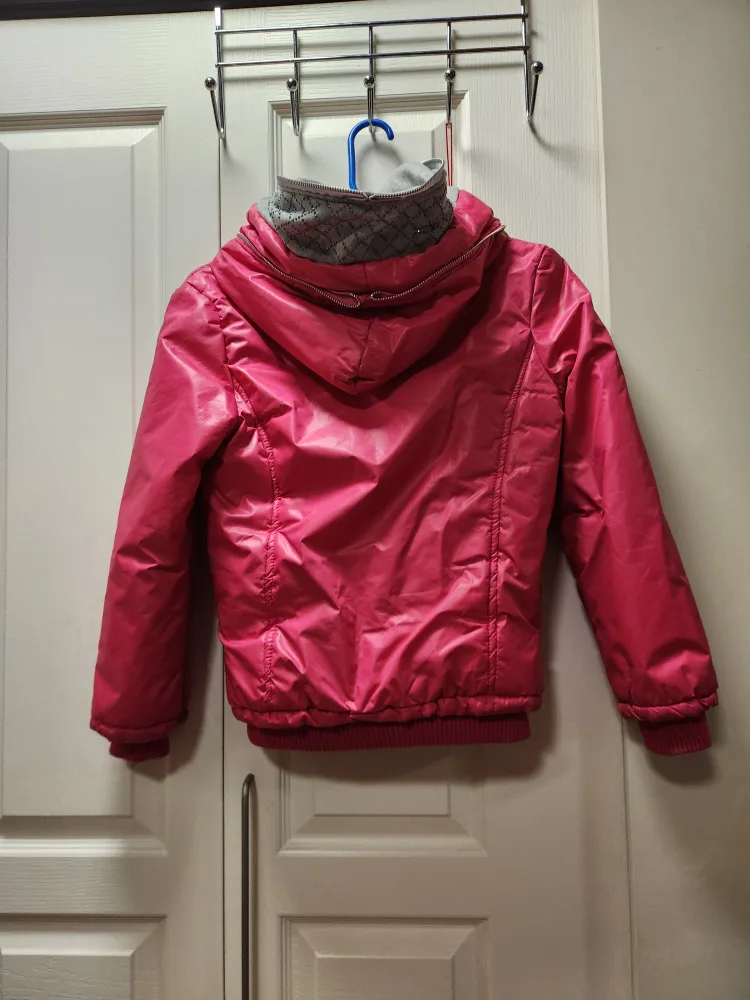 Pink Puffer Jacket with Grey Hood image indicator(3)