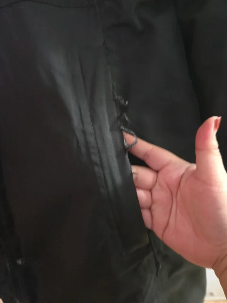 The North Face Women's Parka, Size L image indicator(4)