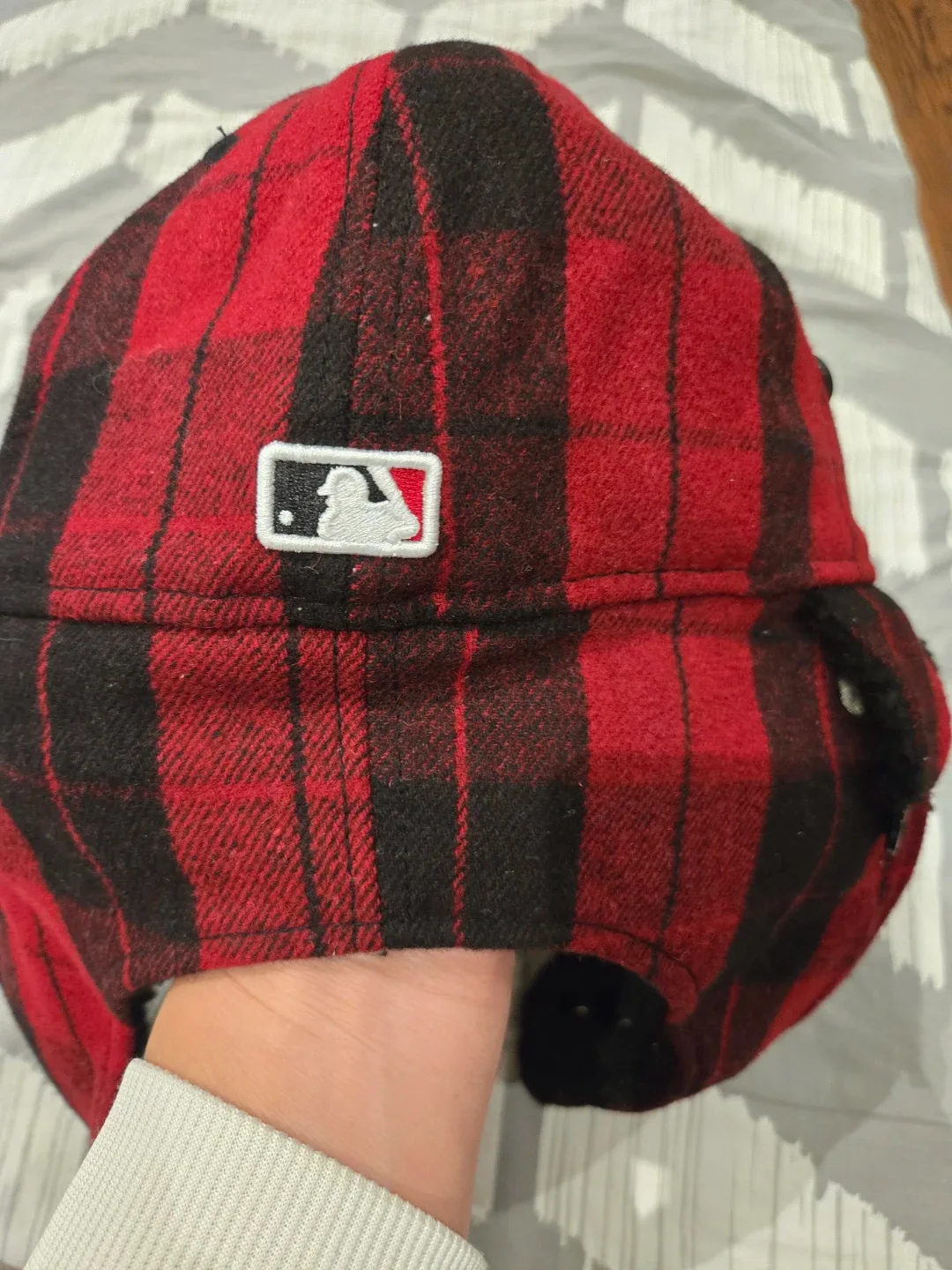 New Era 59FIFTY Boston Red Sox Plaid Trapper Hat Size 7 image indicator(4)