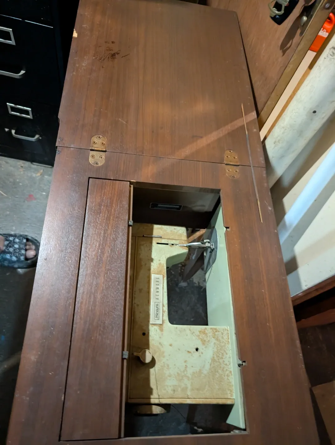 Sears Kenmore Sewing Machine Table image indicator(5)