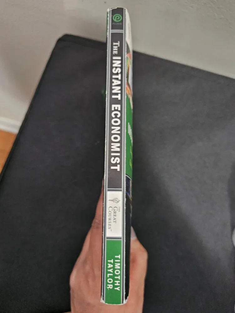 THE INSTANT ECONOMIST | Timothy Taylor (Paperback) 📖 🪙 image indicator(4)