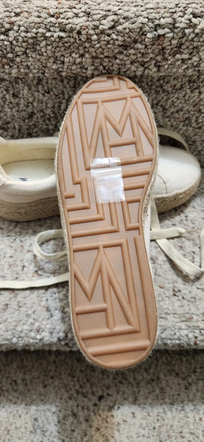 H&M Espadrille Sneakers - Women's US 7 image indicator(4)