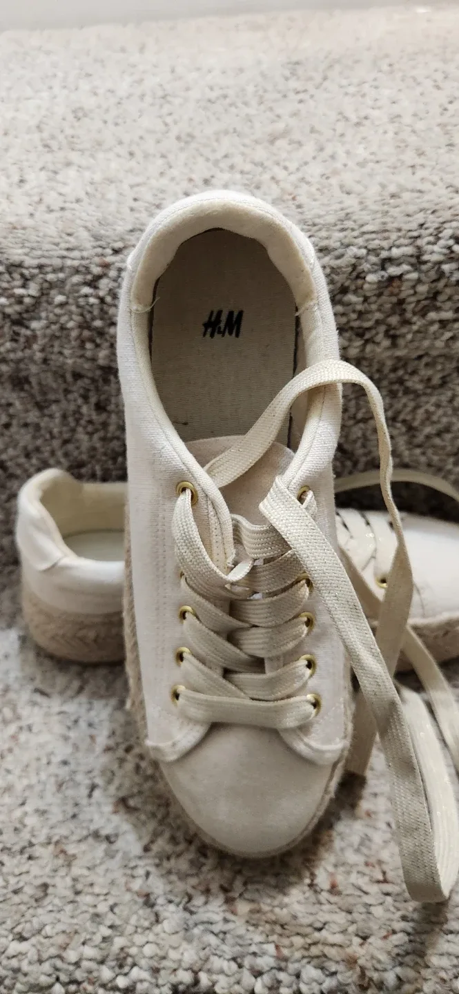 H&M Espadrille Sneakers - Women's US 7 image indicator(5)