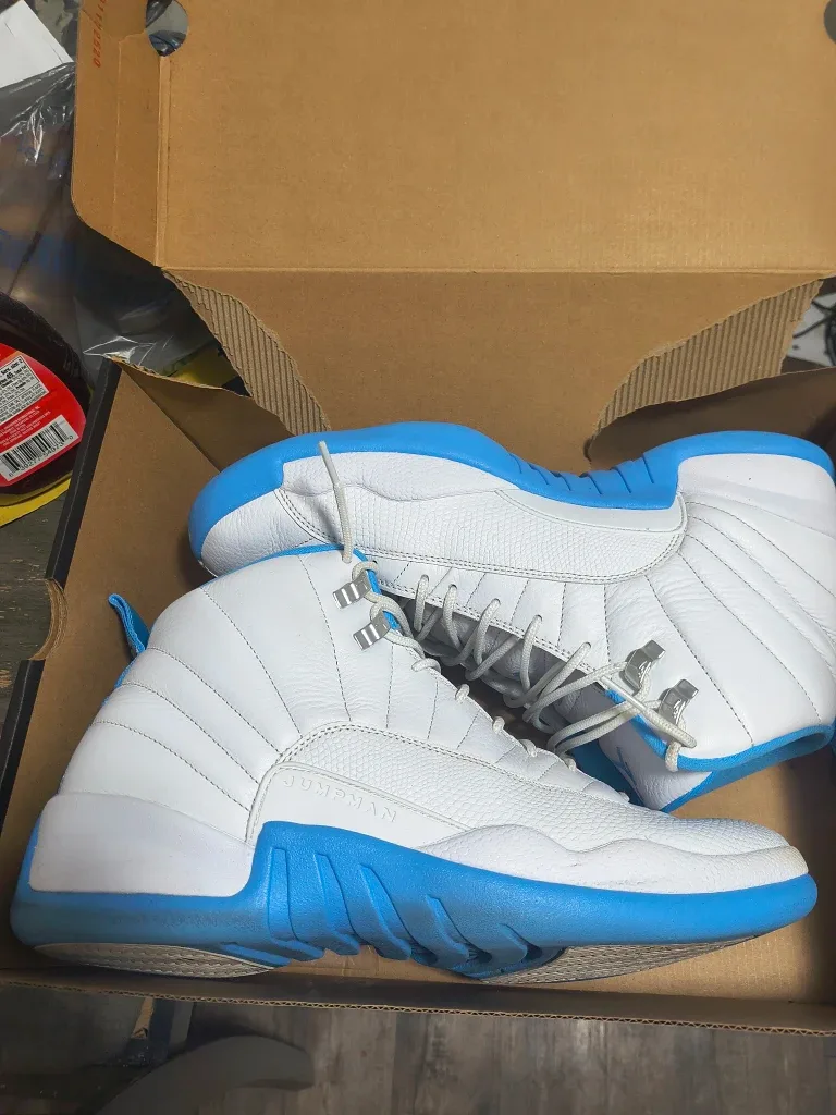 Jordan 12 Retro University Blue with Box image indicator(4)
