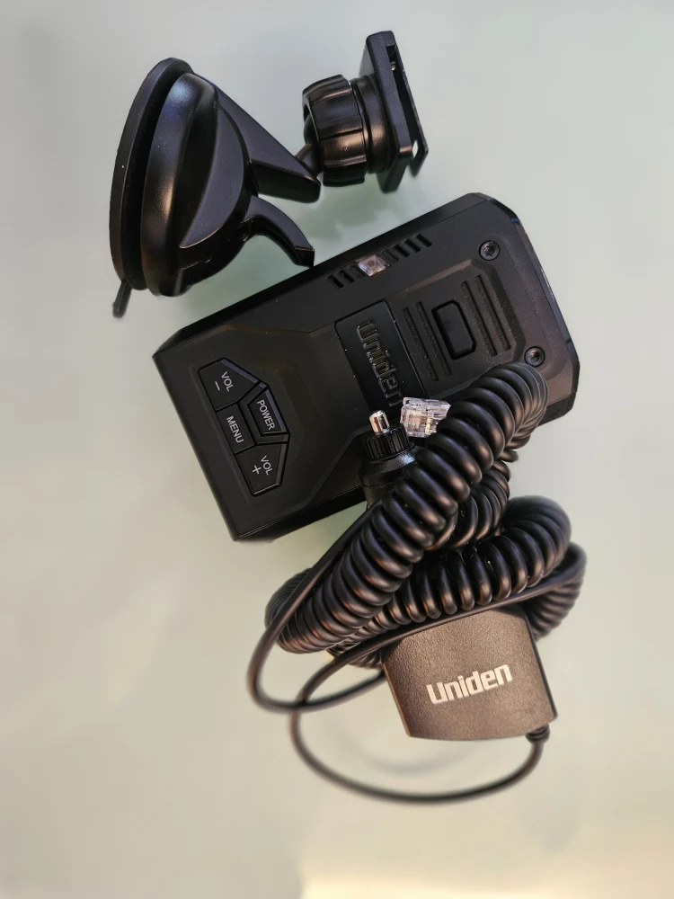 Uniden R3 Radar Detector - photo 2