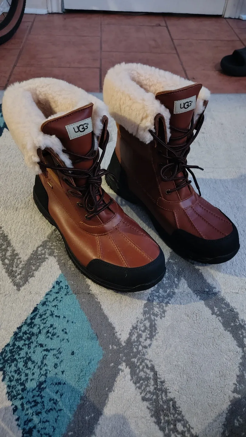 UGG Emmett Duck Boots, Brown Leather image indicator(2)
