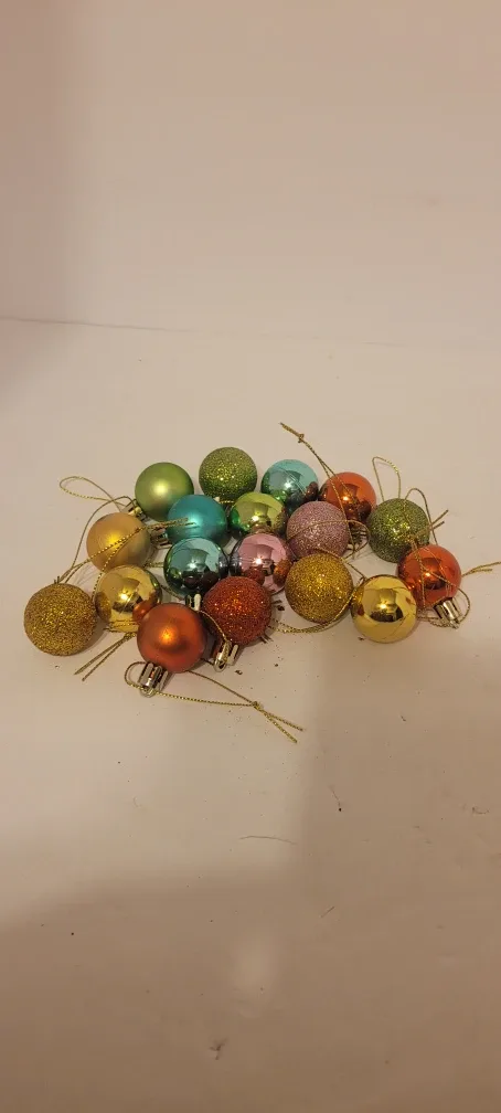 Christmas Ornaments - Assorted Styles image indicator(5)