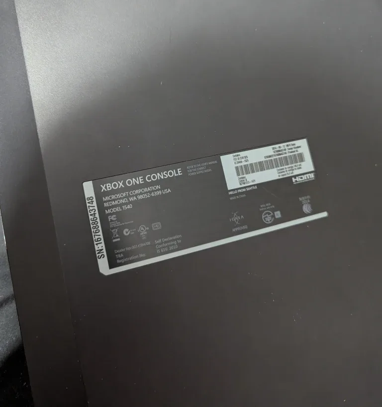 Xbox one gaming console Microsoft image indicator(2)