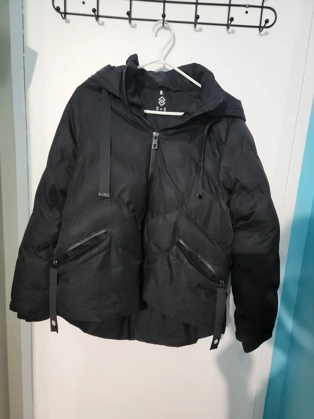 Black Puffer winter Jacket - Size L