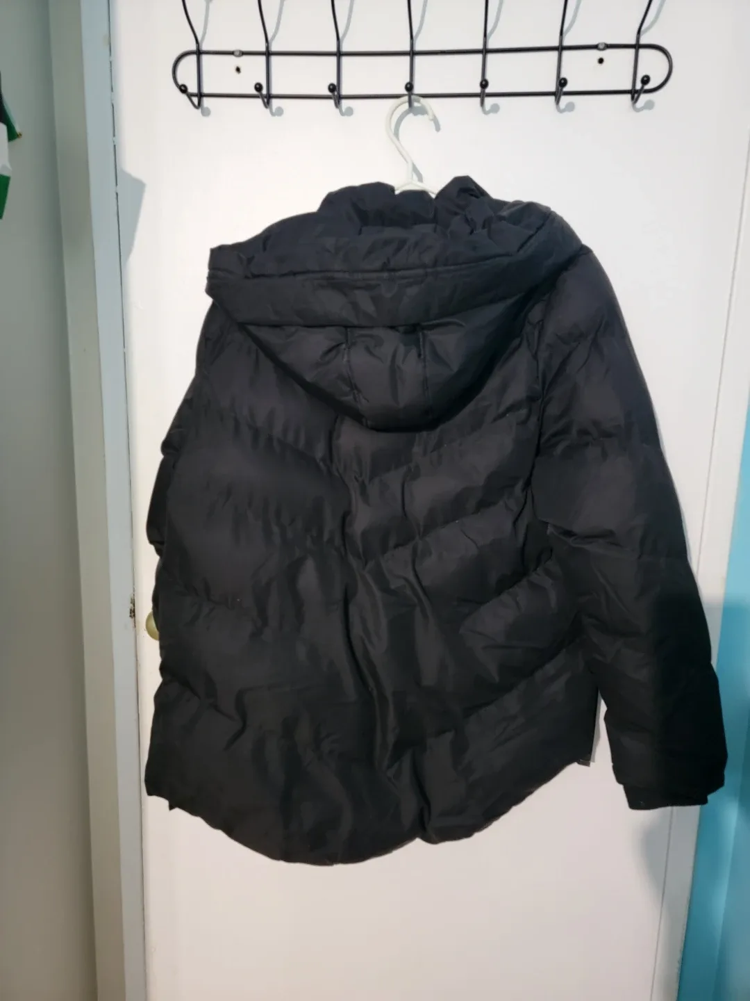Black Puffer winter Jacket - Size L image indicator(5)
