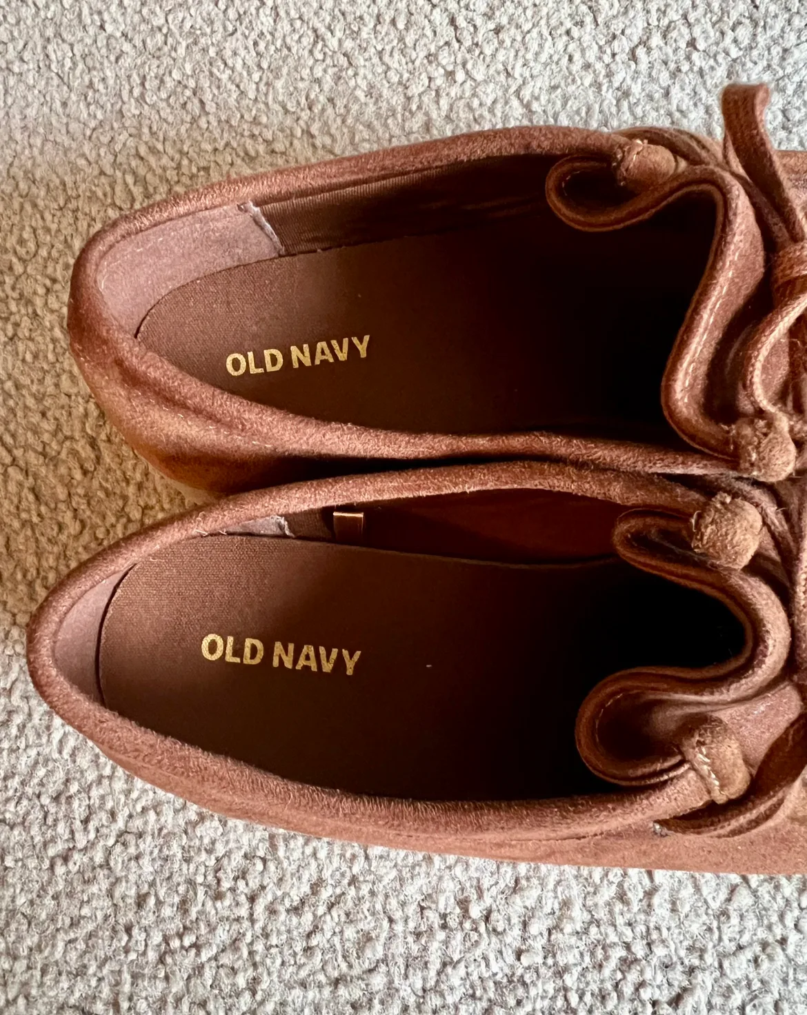 Brand new - Old Navy Faux-Suede Derby Boots image indicator(8)