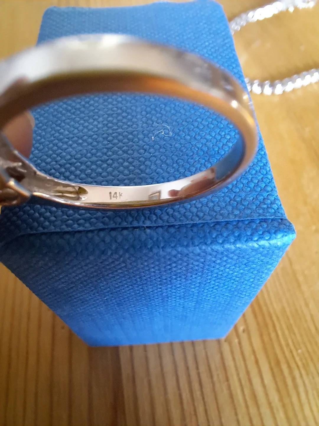 14k Gold Ring with Gemstones - 2.76g image indicator(4)