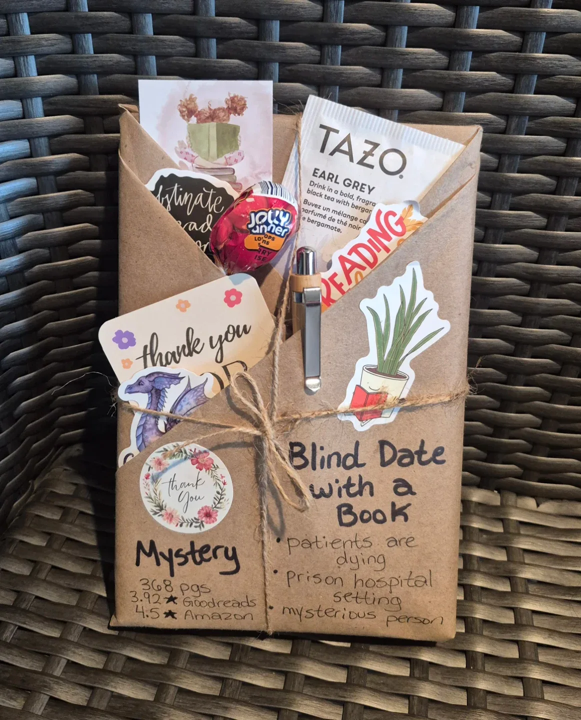 📖 Blind Date With A Book 📖 image indicator(2)