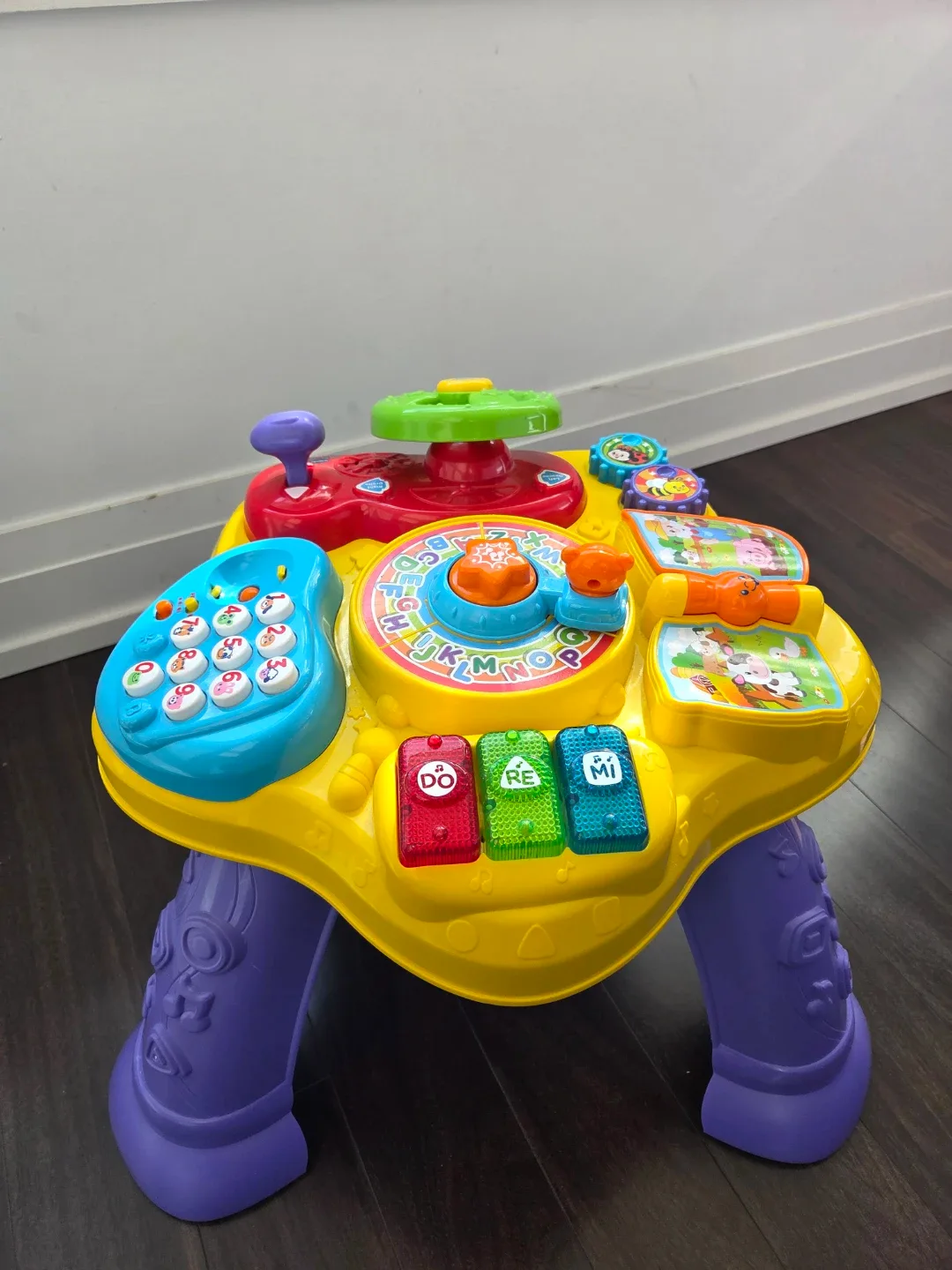 VTech Magic Star Learning Table thumbnail