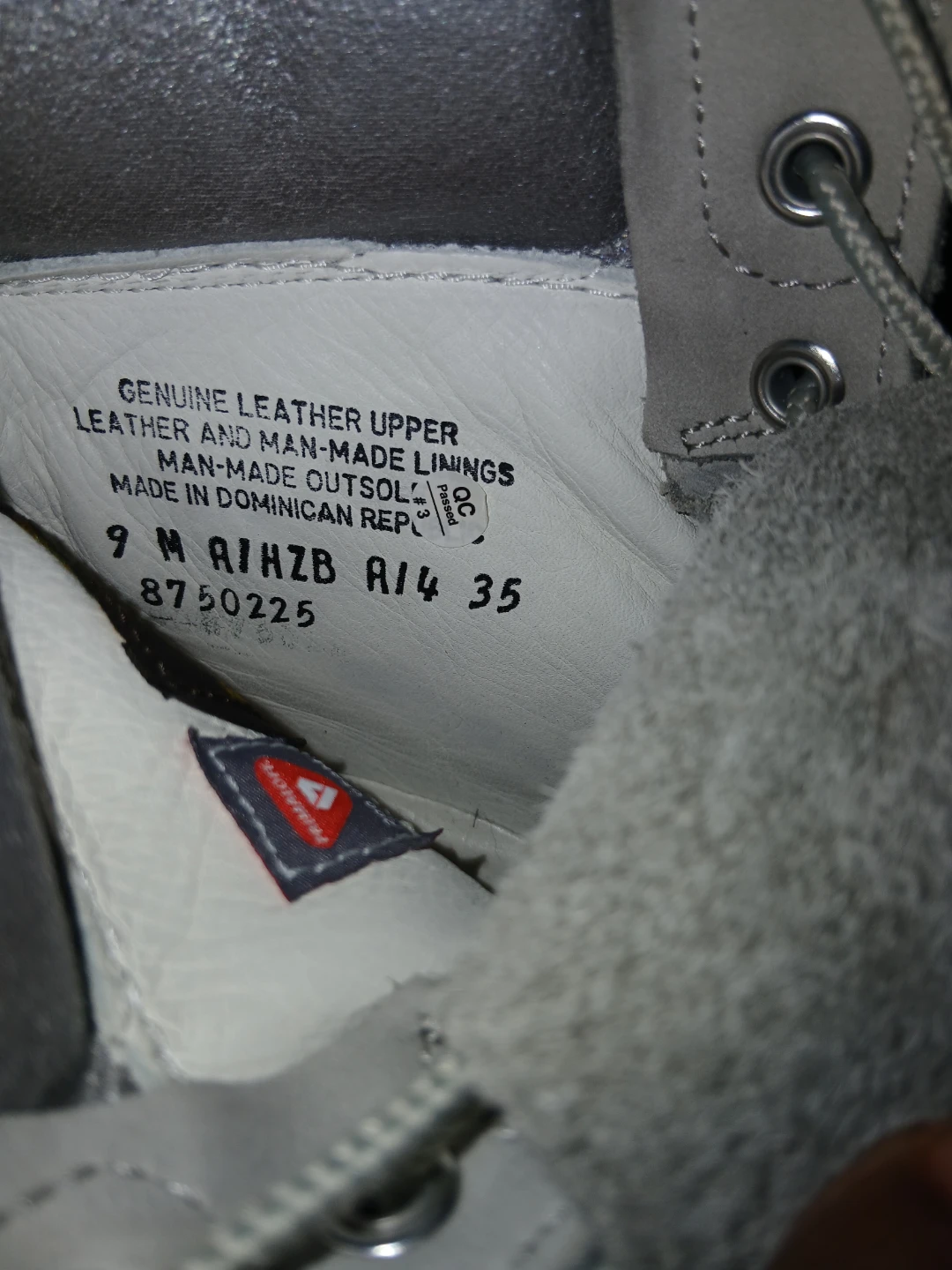 Timberland Boots - Size 9M - photo 4