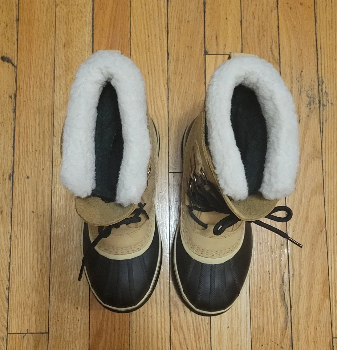 Sorel Women's 7 Tan Winter Boots image indicator(5)