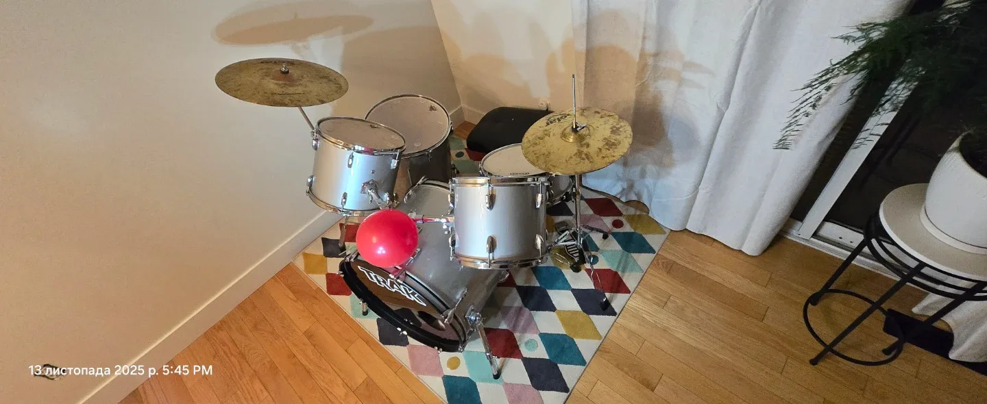 Drum Set with Remo and Evans Heads