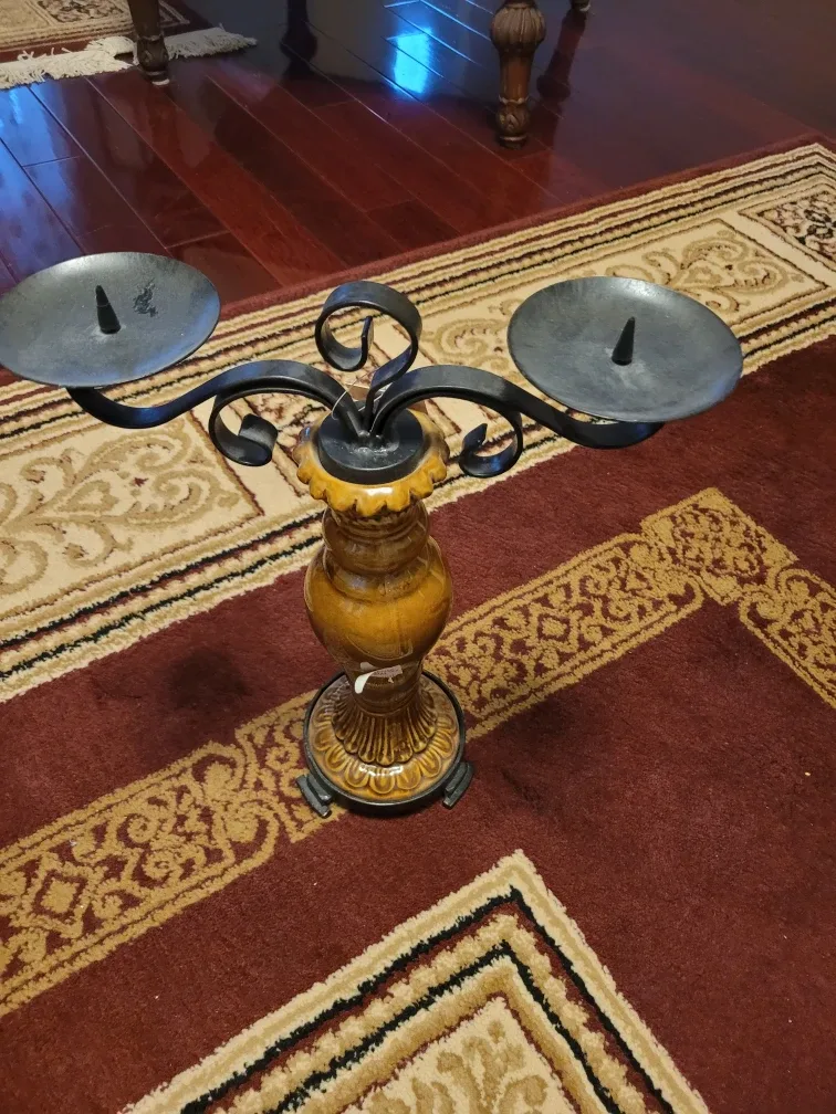 HomeSense Candlestick Holder