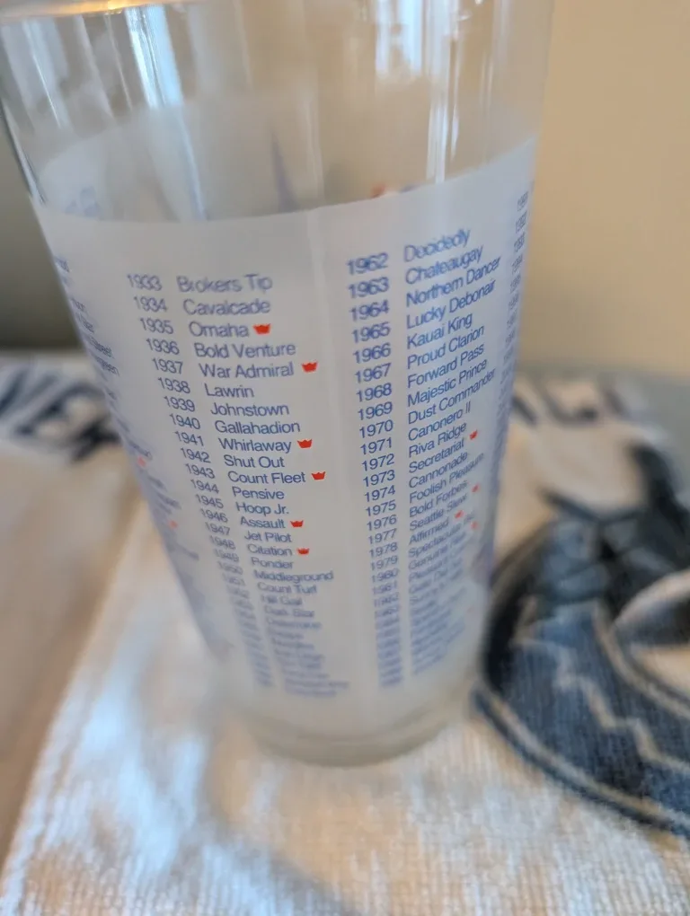 4 Kentucky Derby 2000 Collector Glasses image indicator(5)