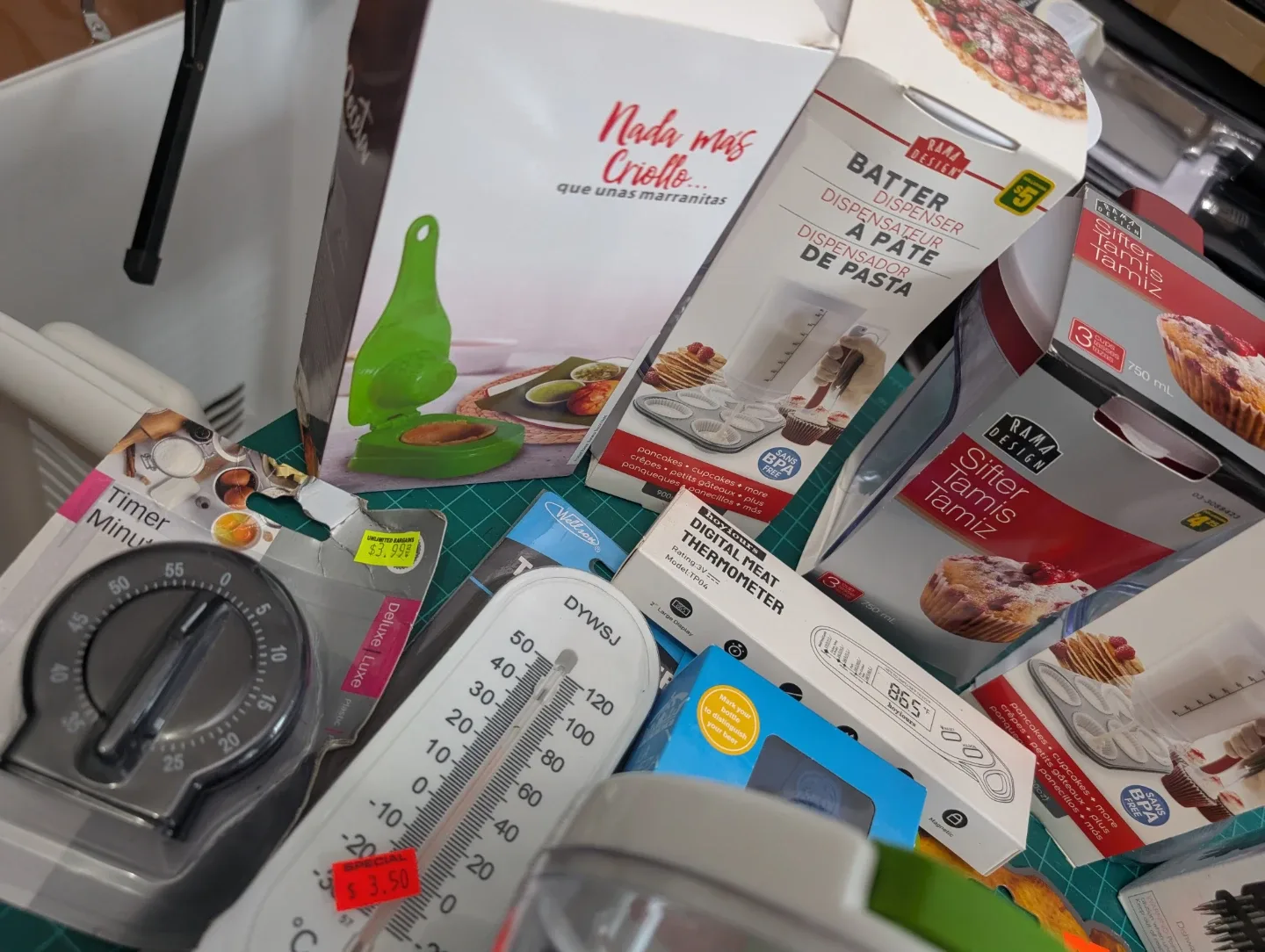 Sifter, Batter Dispensers, Scissors & more! image indicator(4)