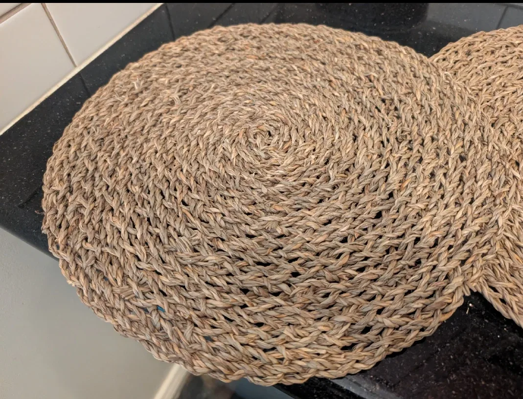 Woven Placemats 🥕 thumbnail
