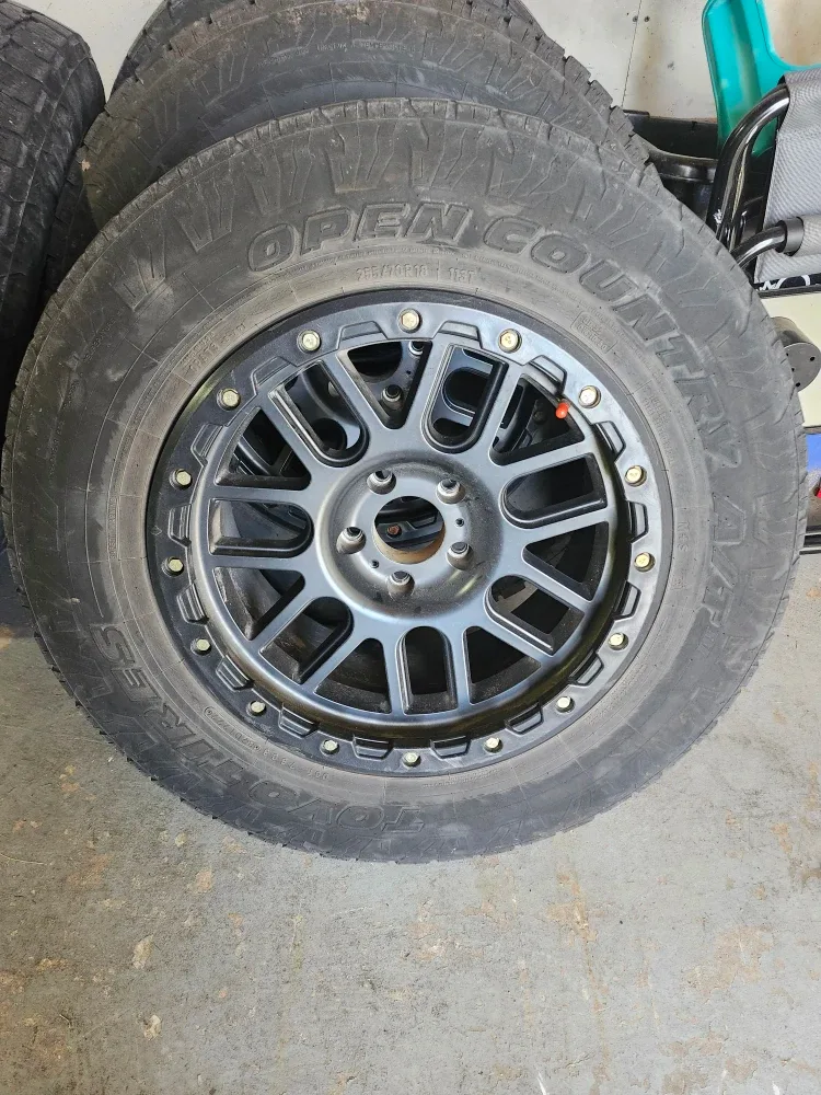 Toyo Open Country Tires - 255/70R18