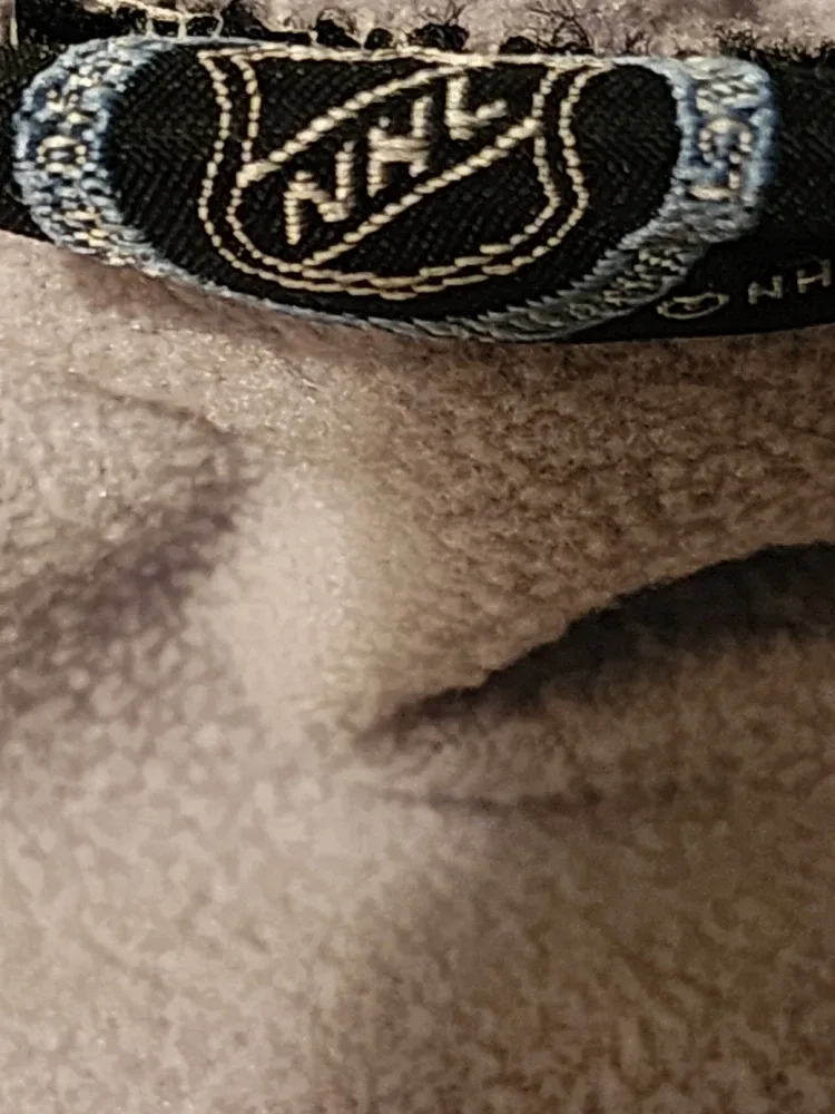 NHL Toronto Maple Leafs New Era Toque image indicator(3)