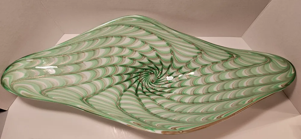 Murano Art Glass Bowl, Green & White image indicator(4)