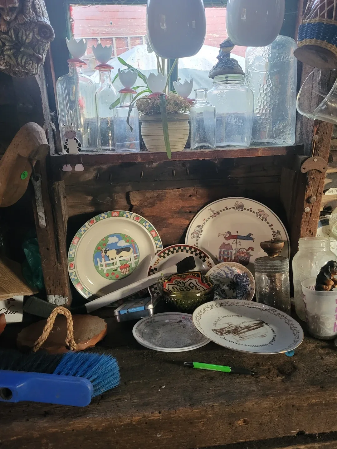 A GARAGE FULL OF FREE ITEMS image indicator(6)