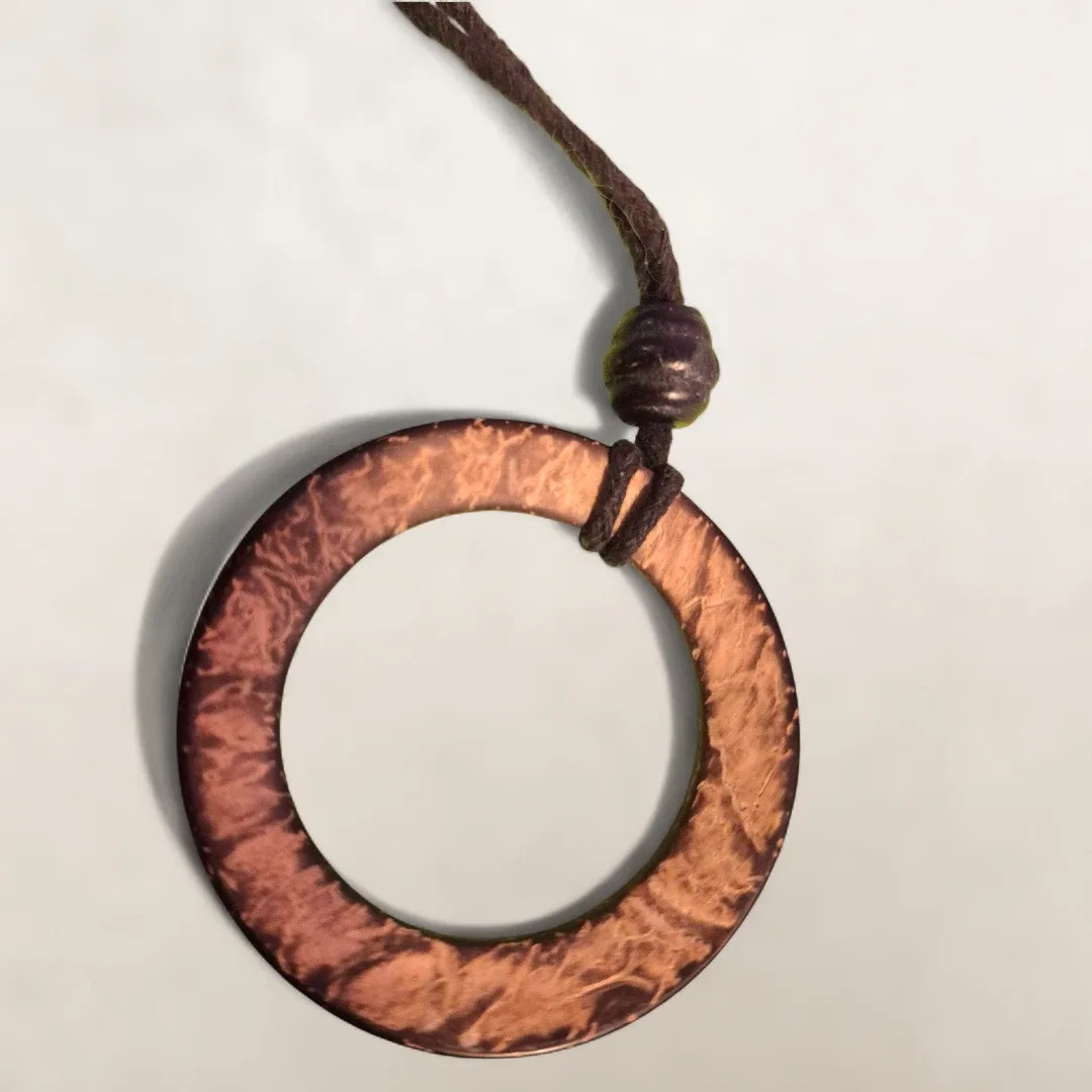 coconut shell necklace image indicator(2)