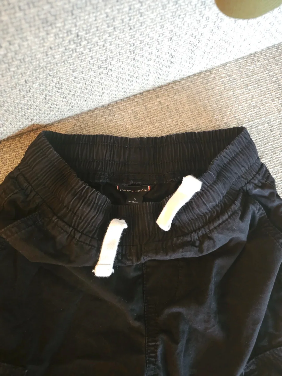 Tommy Hilfiger Black Cargo Pants - Size 5 image indicator(2)