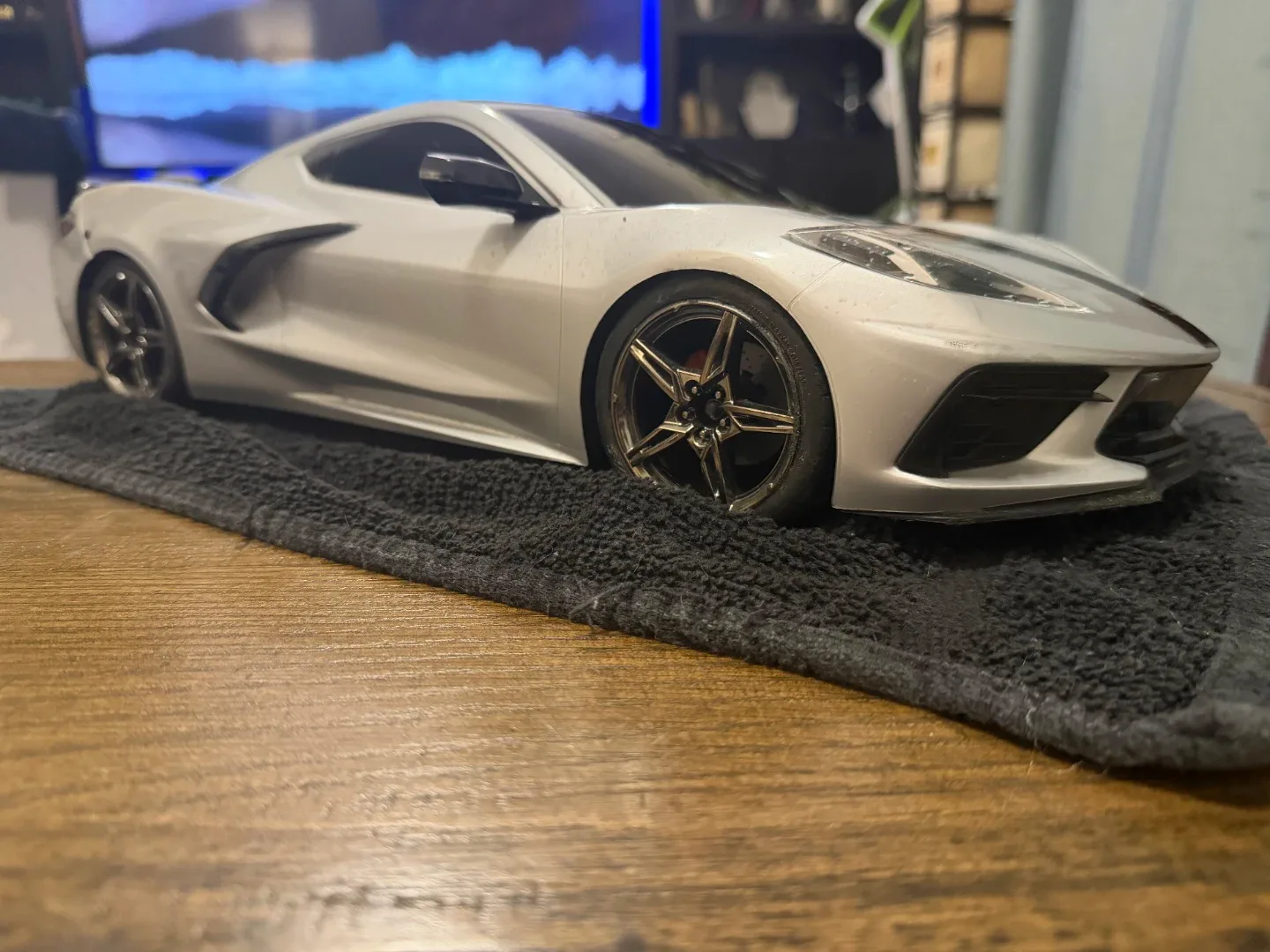 Traxxas Corvette C8 RC Car with upgraded motor image indicator(3)