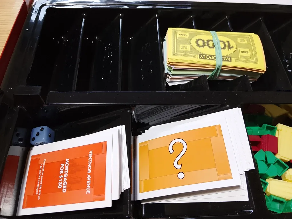 Monopoly The Mega Edition Board Game image indicator(3)