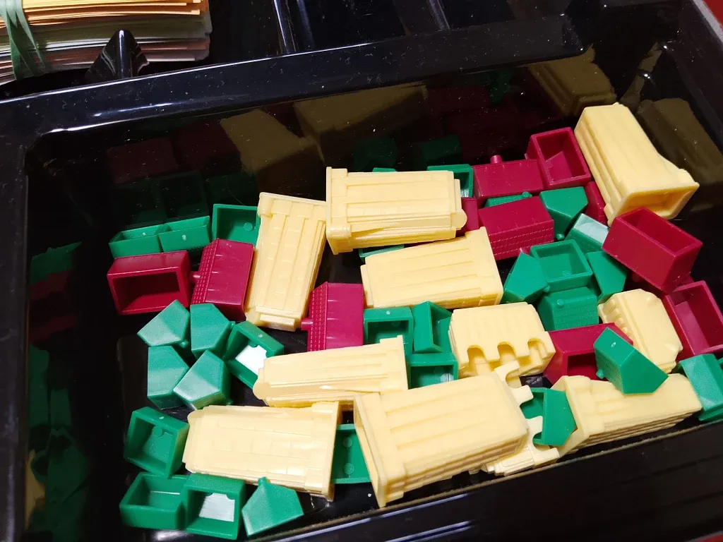 Monopoly The Mega Edition Board Game image indicator(5)