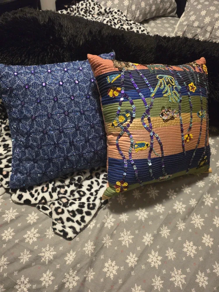 Decorative Throw Pillows - Set of 2..NEW GLITTER AND SEQUENCE image indicator(3)