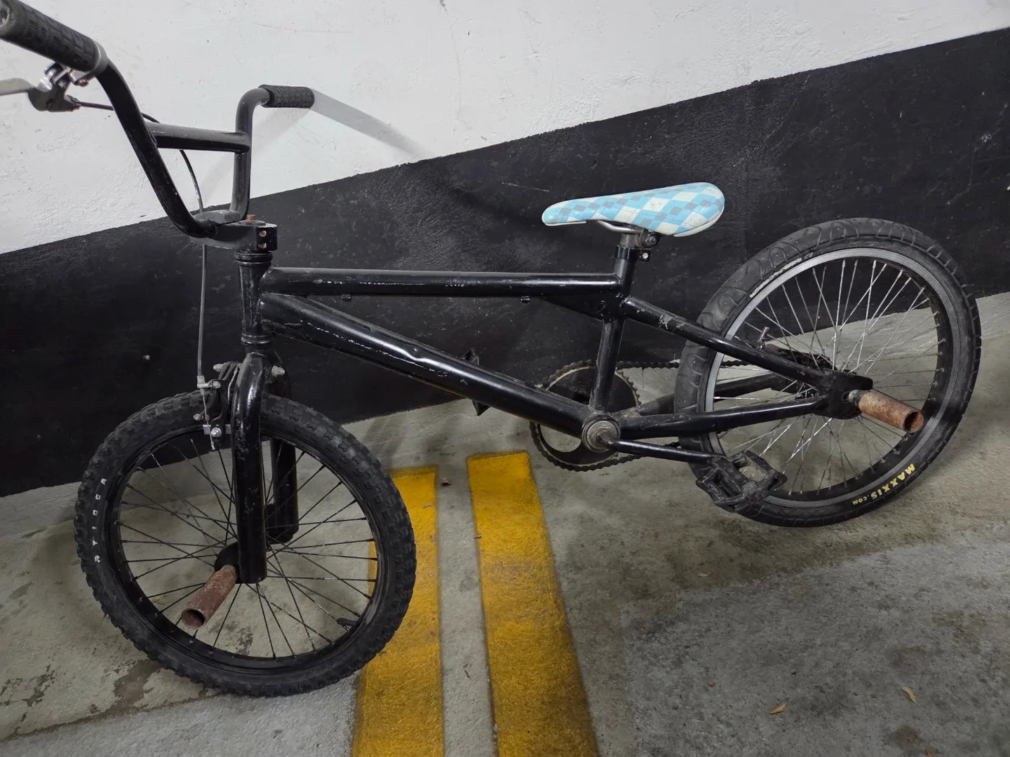 BMX Bike - Black image indicator(6)