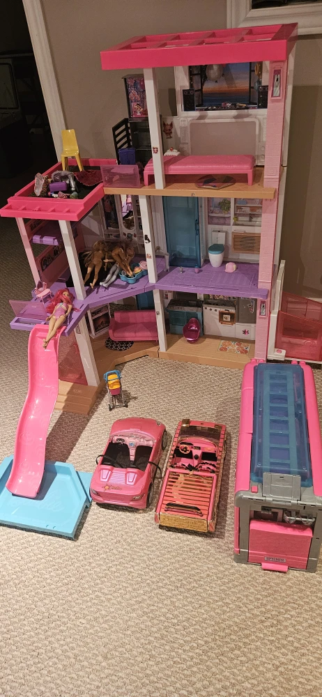 Barbie Dreamhouse, Camper, and Cars - photo 2