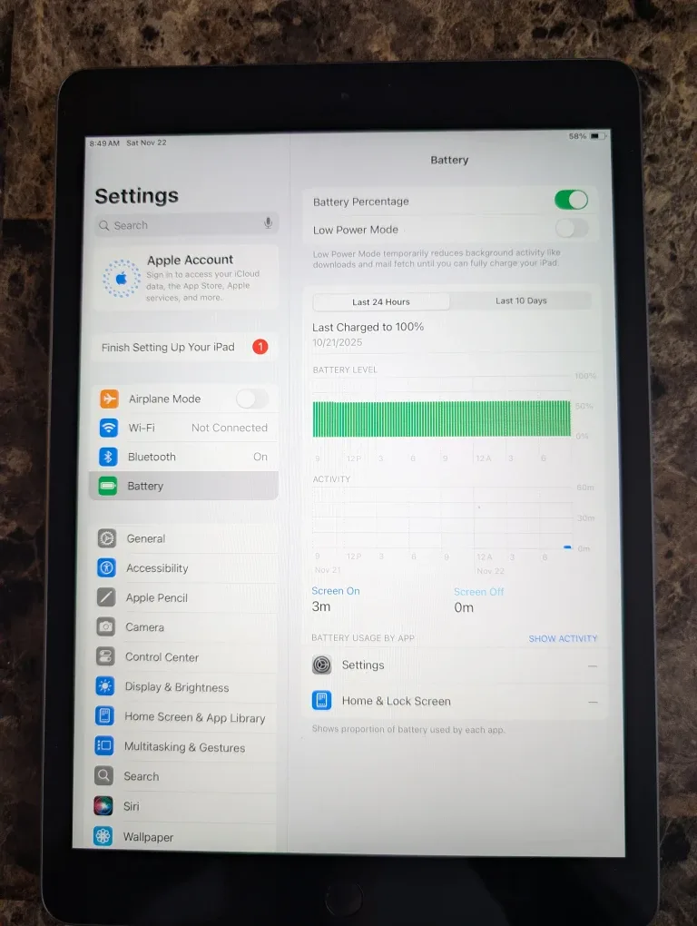 Apple iPad 8th Gen 32GB - Great Condition! image indicator(3)