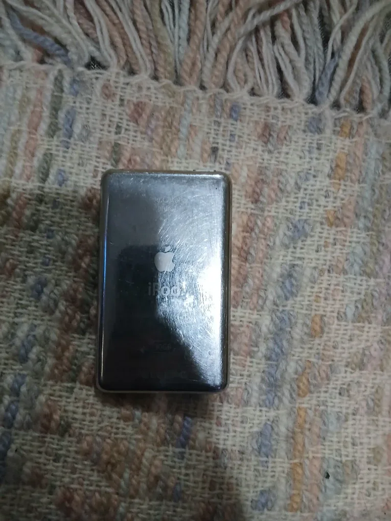 Apple iPod 30GB White