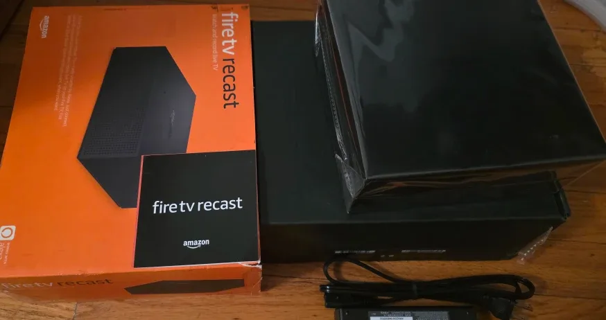 New Amazon Fire TV Recast - Watch & Record Live TV image indicator(3)