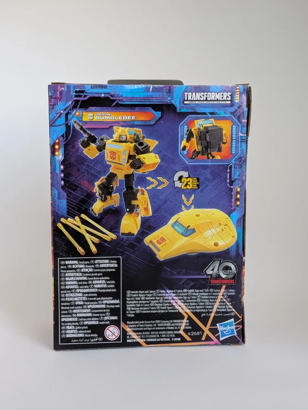 Transformers Legacy United Deluxe Bumblebee - New in Box! image indicator(3)