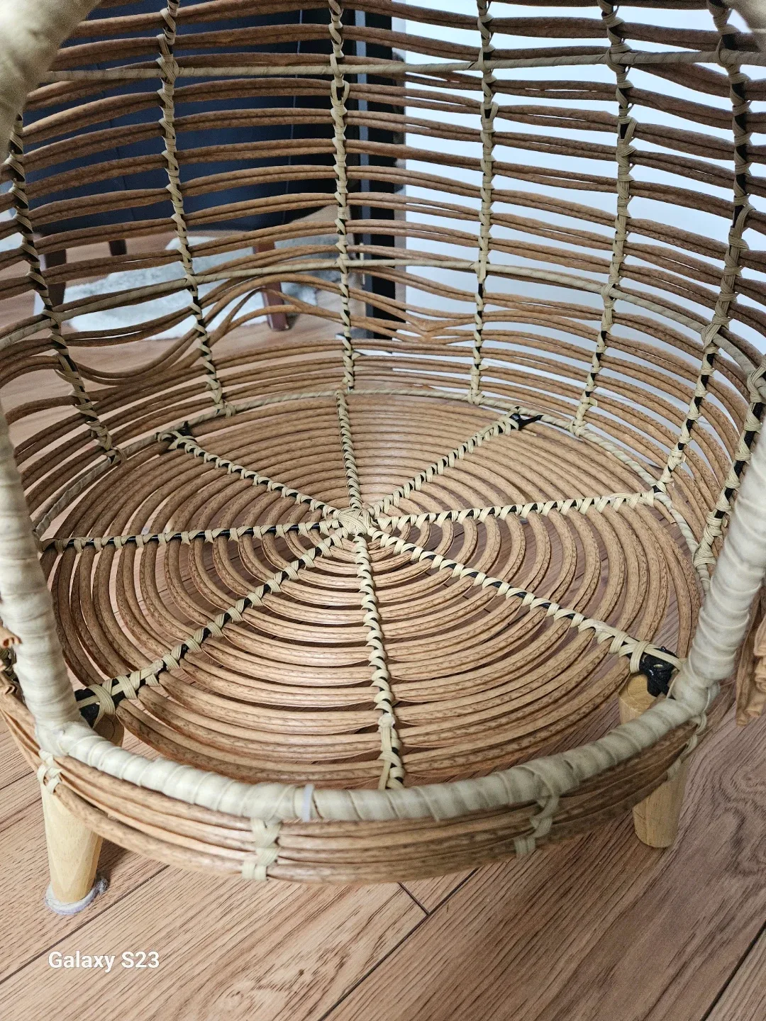 Wicker Pet Cave Bed with Cushion image indicator(3)