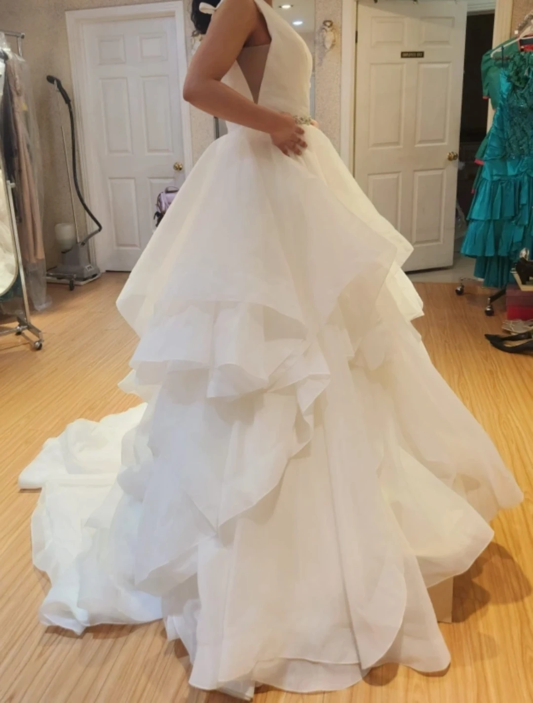 Wedding Dress - Ivory - photo 4