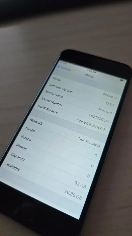 Apple iPhone 6 - 32GB - Silver