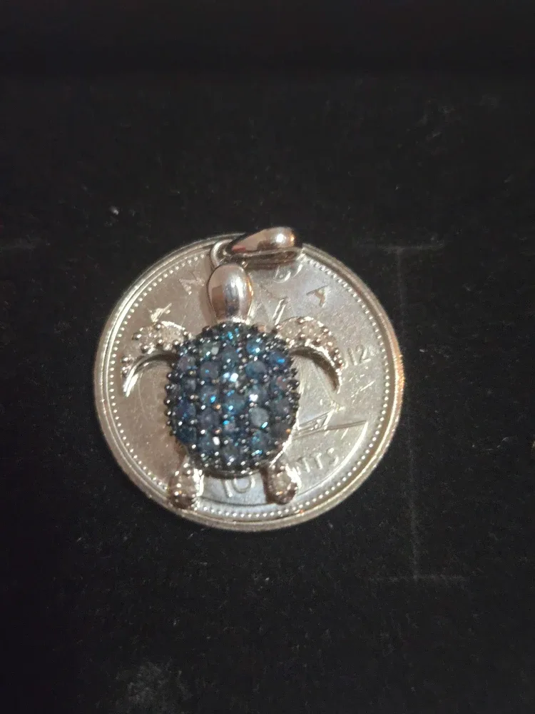 Turtle Pendant with natural blue diamonds image indicator(2)